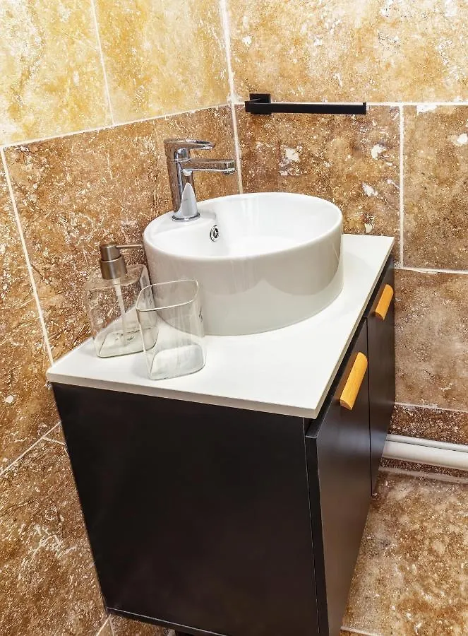 L Essentiel Avignon Intramuros Apartment 0*,  France