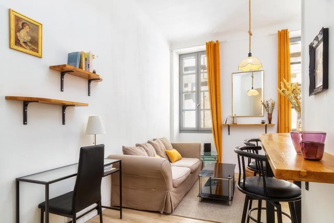 L Essentiel Avignon Intramuros Apartment France